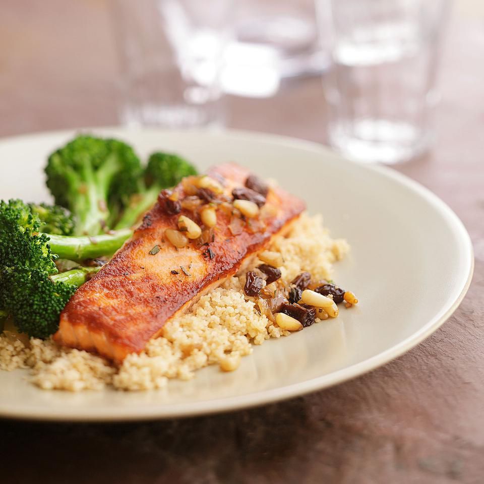 Seared Salmon with Braised Broccoli 