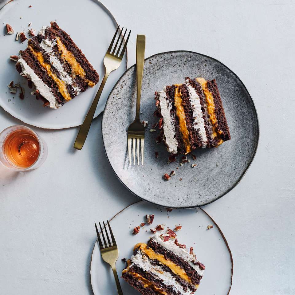 Pumpkin-Chocolate Cream Cake 