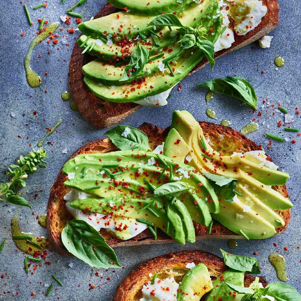 What Happens to Your Body When You Eat Avocado Every Day
