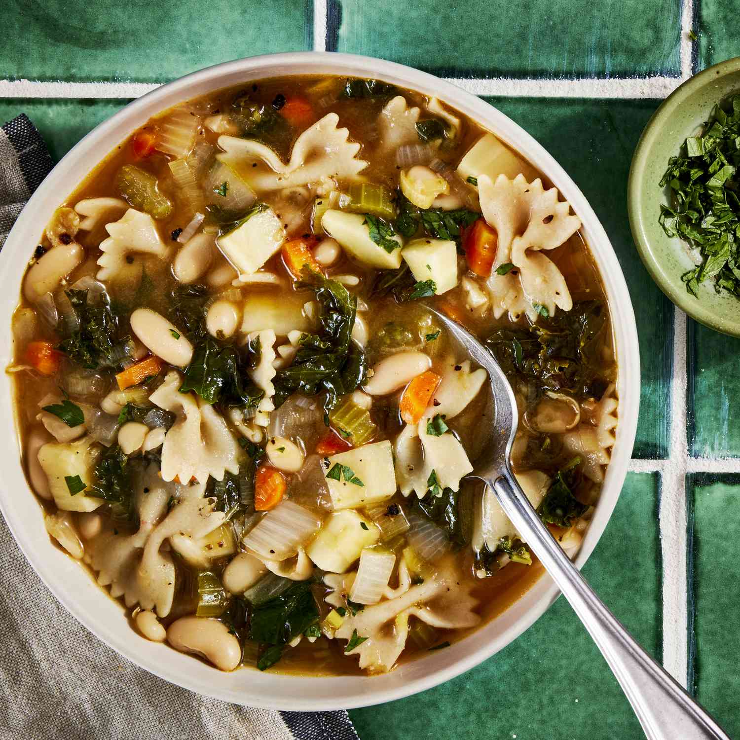 Kale, White Bean & Pasta Soup 