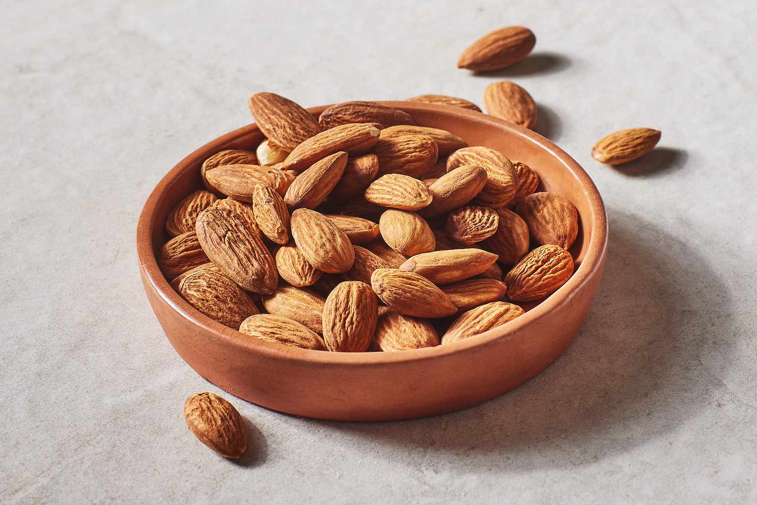 What Happens to Your Body When You Eat Nuts Every Day
