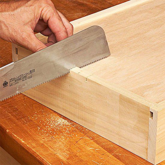 Sawing slot in drawer