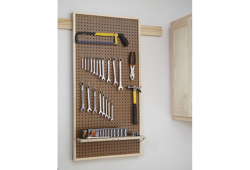 IS6 Pegboard panel