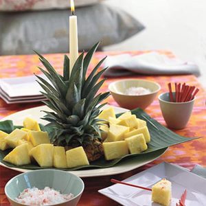 Pineapple Tower with Fire and Ice Dip