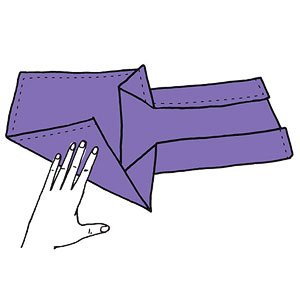Arrow napkin fold