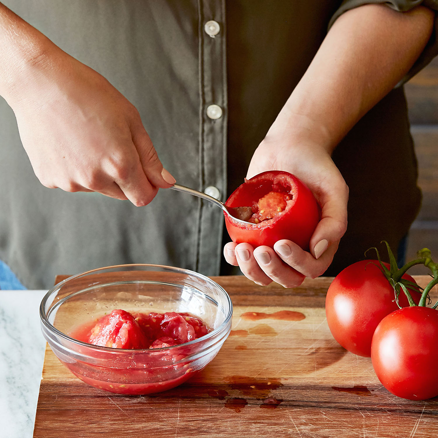 Watch & Learn scooping out tomatoes