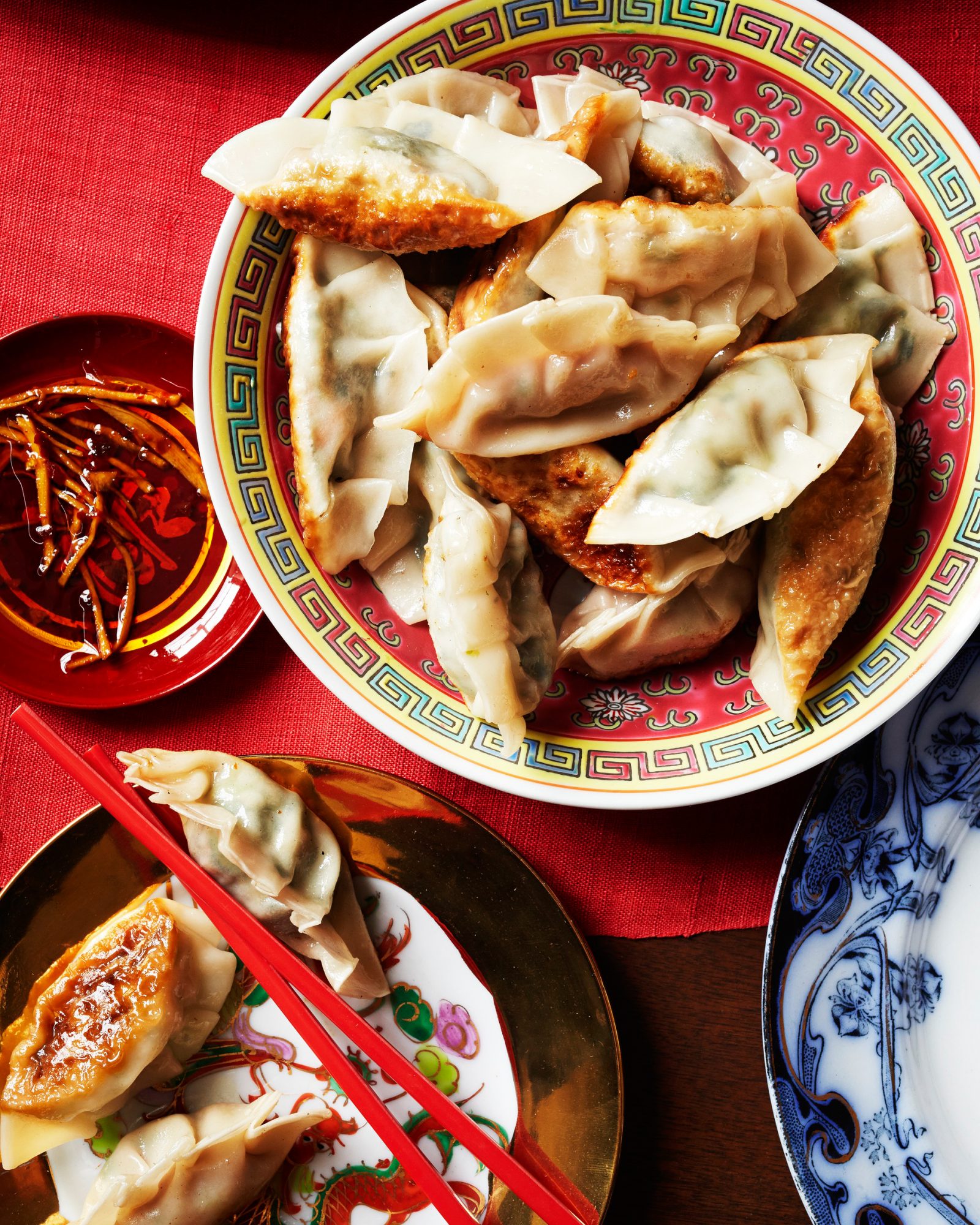 Chinese Dumpling with Chicken & Napa Cabbage Filling 
