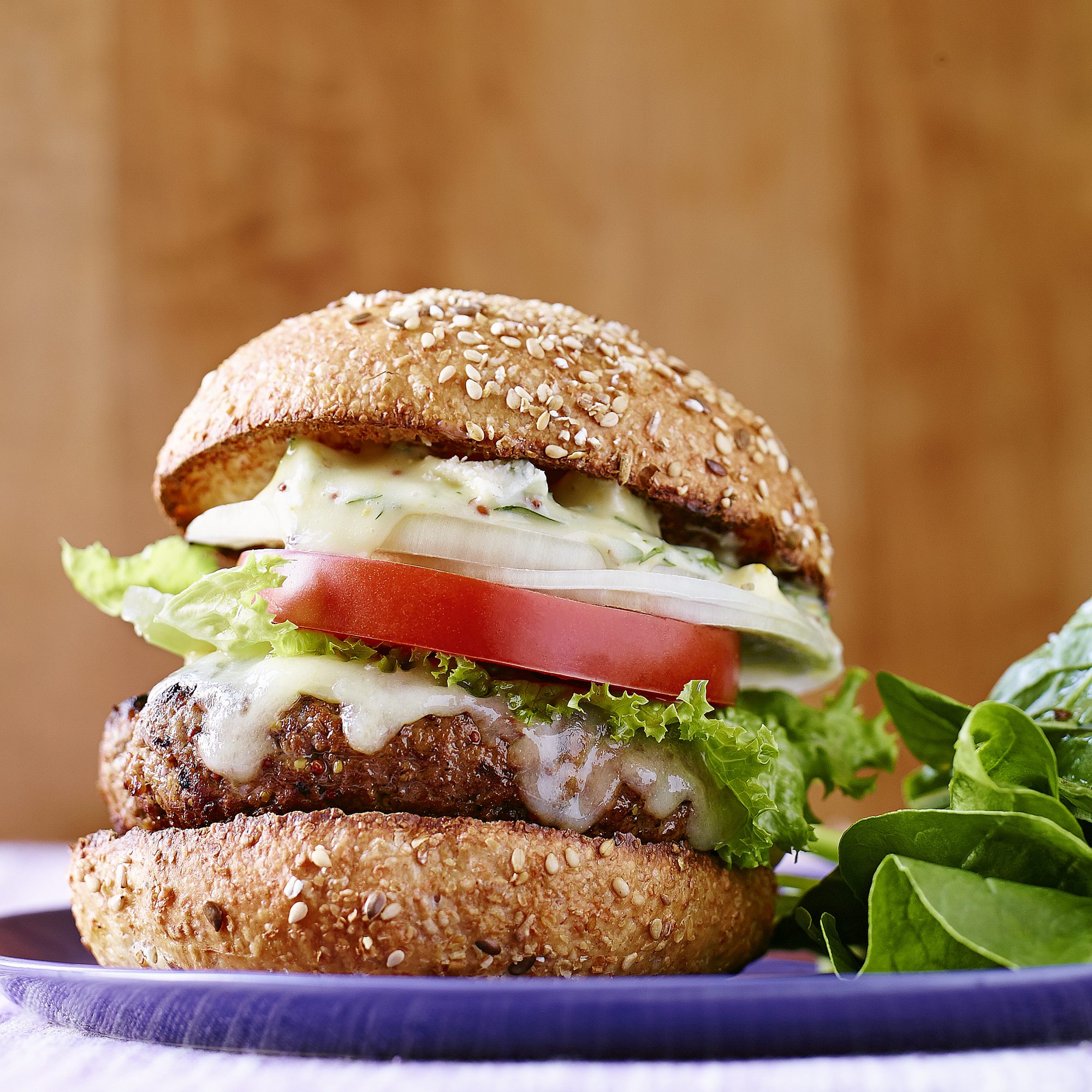 spicy cheddar burgers with chunky blue cheese aioli