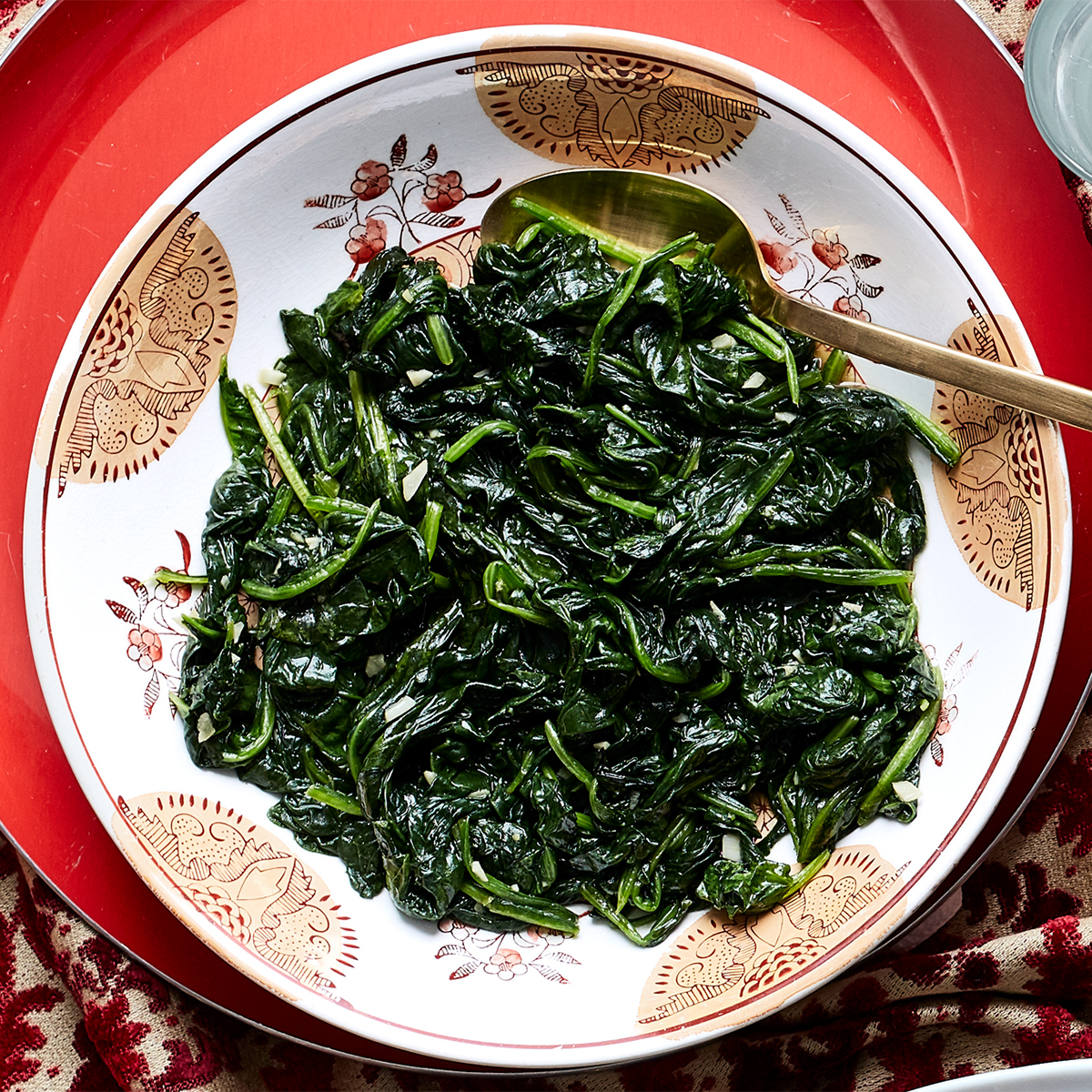 Garlicky Saut&eacute;ed Spinach 