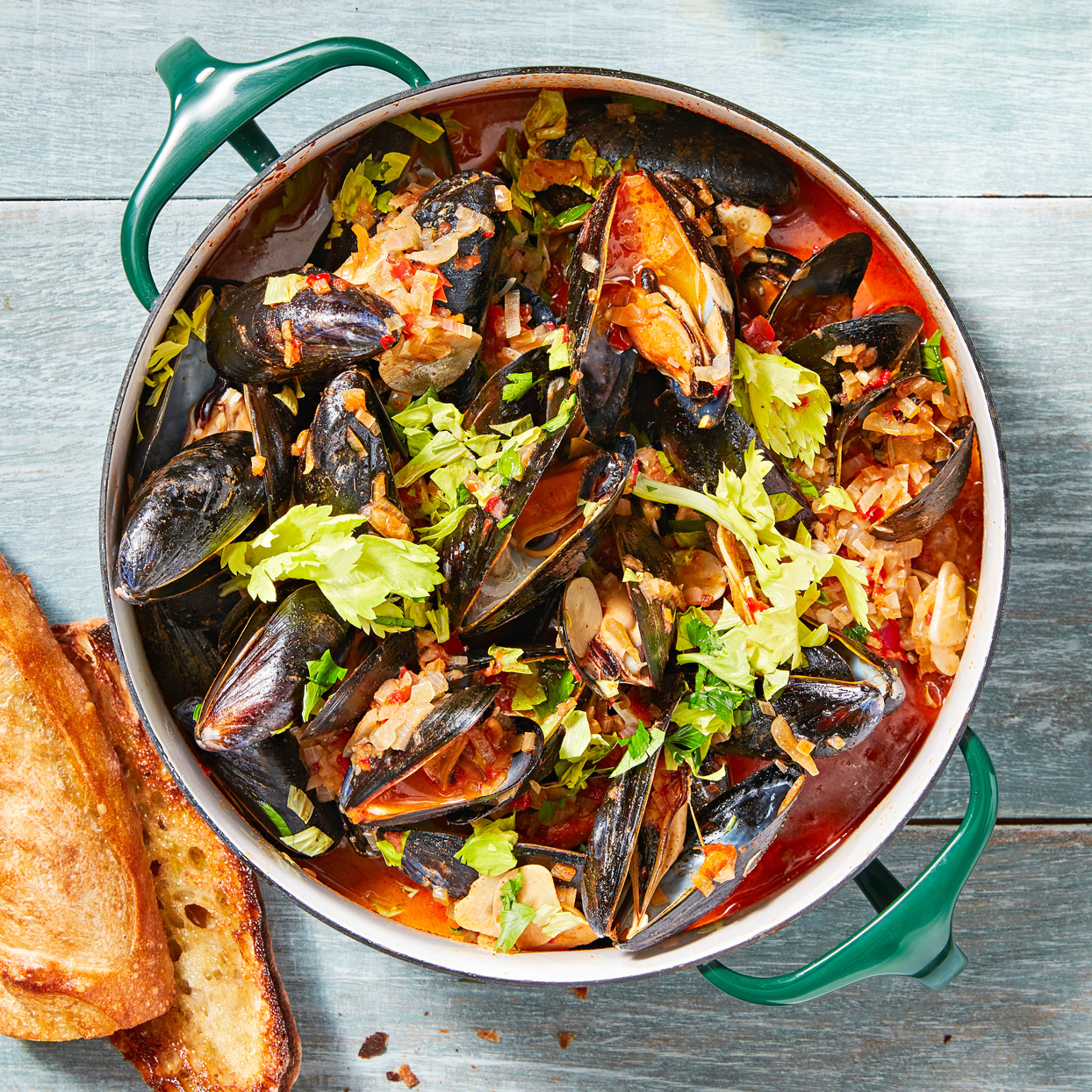 garlic and chili mussels