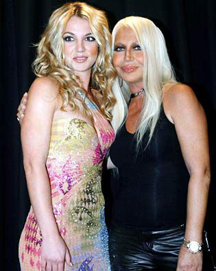 Britney Spears, Donatella Versace