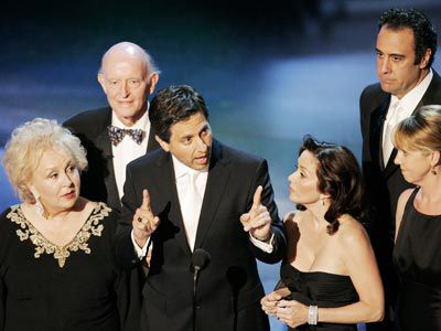 Primetime Emmy Awards 2005, Everybody Loves Raymond, ... | After nine successful years, the cast of Everybody Loves Raymond took a final victory lap in 2005. They dominated the show from beginning (Doris Roberts