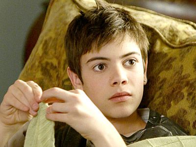 Weeds | We knew Shane had it in him. Sure, up until season 5, Strange Botwin has been the ''good kid'' to brother Silas? derelict, but there
