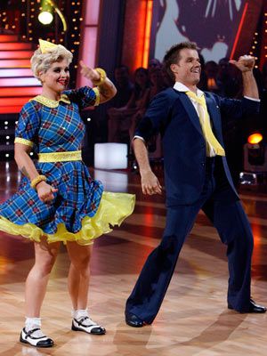 Dancing With the Stars | Kelly Osbourne and Louis van Intensit&eacute; WORST Jitterbug: ''Bread and Butter'' &mdash; Week 6 (20) Kelly's jitterbug would have been so much better &mdash; and