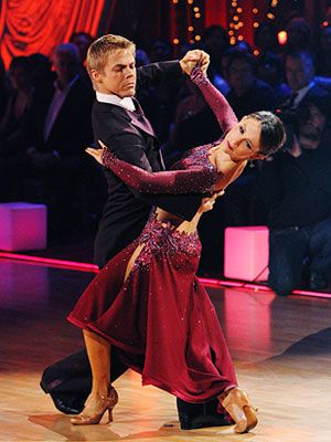 Dancing With the Stars, Derek Hough, ... | Jennifer Grey and Derek Hough: Tango ....While Derek opted for a mid-performance snack of red velvet cake.