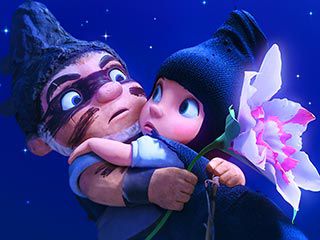 Gnomeo and Juliet | FEUDING GNOMES James McAvoy and Emily Blunt lend their voices to Gnomeo & Juliet