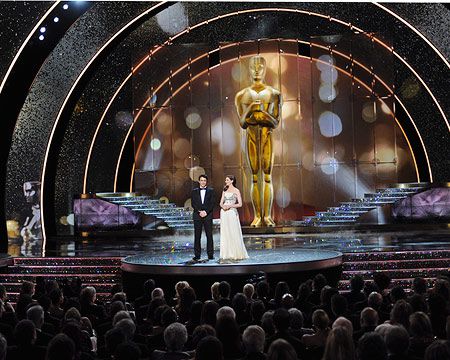 Oscars 2011 | While the debate over the success of the evening's Oscar telecast rages, one thing is quite certain: The stage design &mdash; featuring an ever-changing tableau