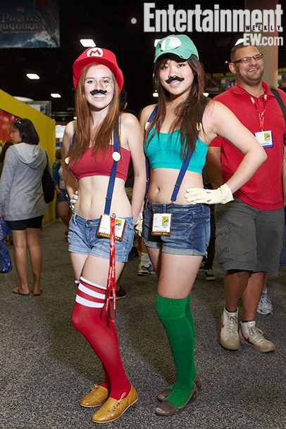 Ana Chave and Christine (Mario Brothers costumes)