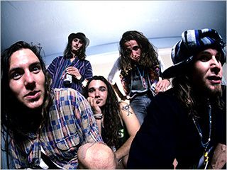 Pearl Jam's drunken MTV debacle: Cameron Crowe looks back -- an EW  Exclusive | EW.com