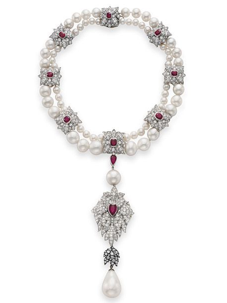 La Peregrina, a pearl drop from the 16th Century bought by Richard Burton for Elizabeth Taylor in 1969, that's suspended from a ruby, diamond and