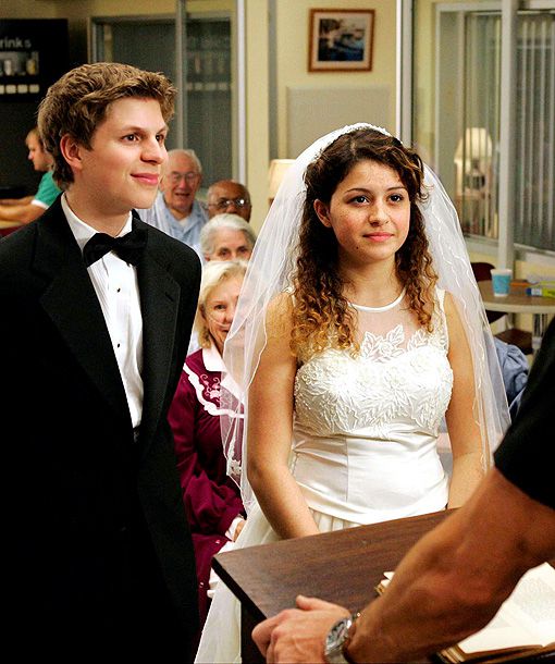 The Couple: George Michael Bluth and Maeby Funke ( Arrested Development ) The Players: Michael Cera and Alia Shawkat Creepiness factor: 1 out of 5