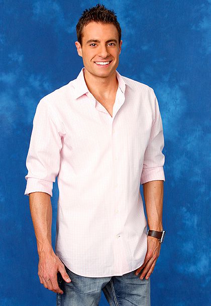 The Bachelorette | Age: 31 Occupation: Lumber Trader Hometown: Beaverton, OR Revealing ABC bio quote: What is his favorite journey? ''Life! It's definitely a journey, and I love