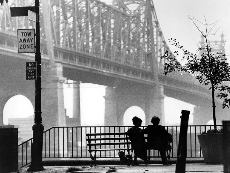 Woody Allen's finest portrait of brainy, artistic, neurotic, and deeply lovestruck New Yorkers. Gordon Willis' black-and-white cinematography and the lush Gershwin score make every moment
