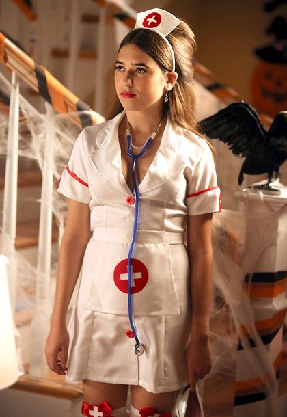 The Neighbors (10/24): Clara Mamet as a nurse