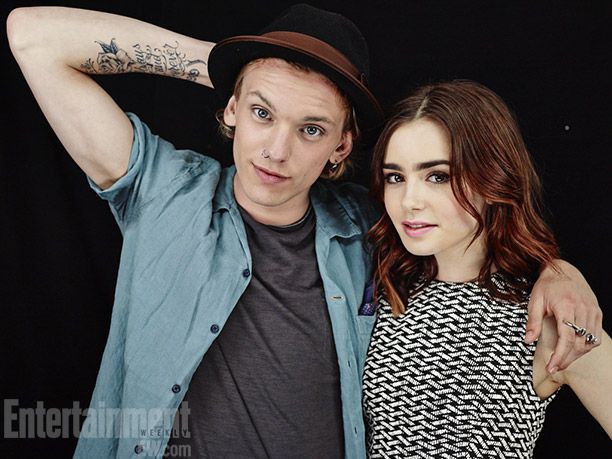 Lily Collins, Jamie Campbell Bower, ...
