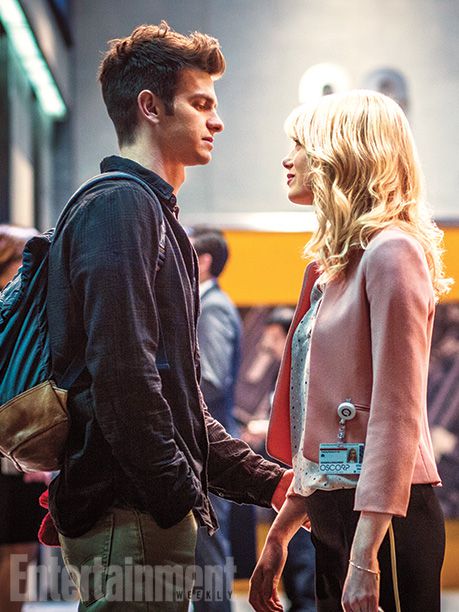 Peter Parker (Andrew Garfield) and Gwen Stacy (Emma Stone)
