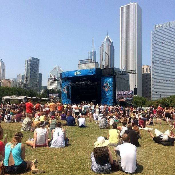 Soaking up the sun and sounds in Grant Park