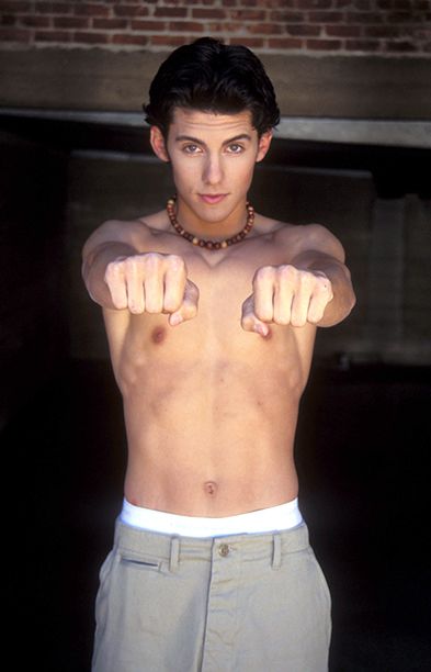 Pre-Gilmore Girls Milo Ventimiglia Shows Off His Immaculate Knuckles