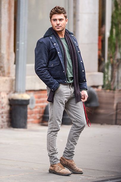 Zac Efron filming That Awkward Moment in New York City on Dec. 20, 2012