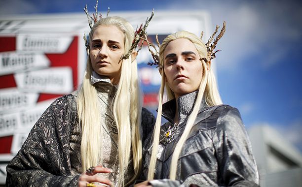 Cosplayers as Thranduil at MCM Comic Con