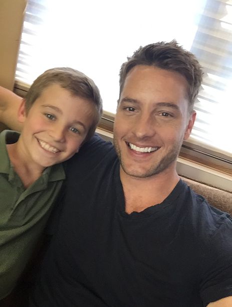 Parker Bates as Young Kevin and Justin Hartley as Kevin