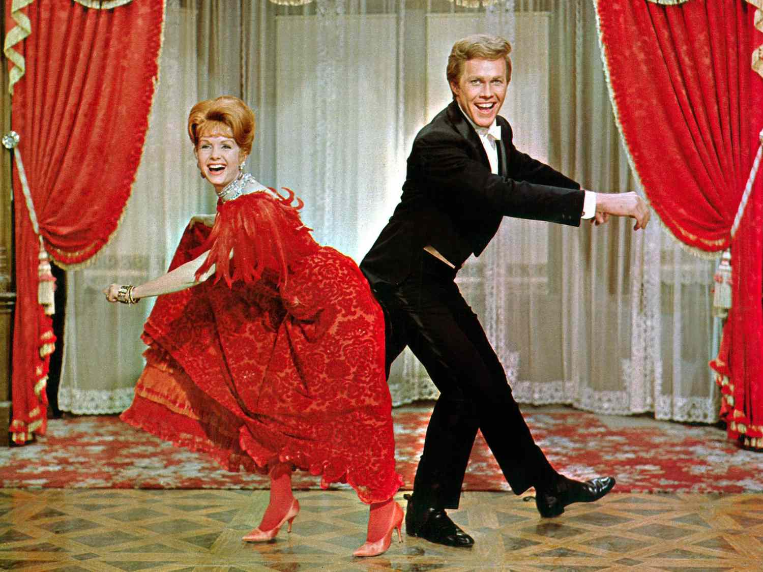 THE UNSINKABLE MOLLY BROWN, Debbie Reynolds, Harve Presnell, 1964