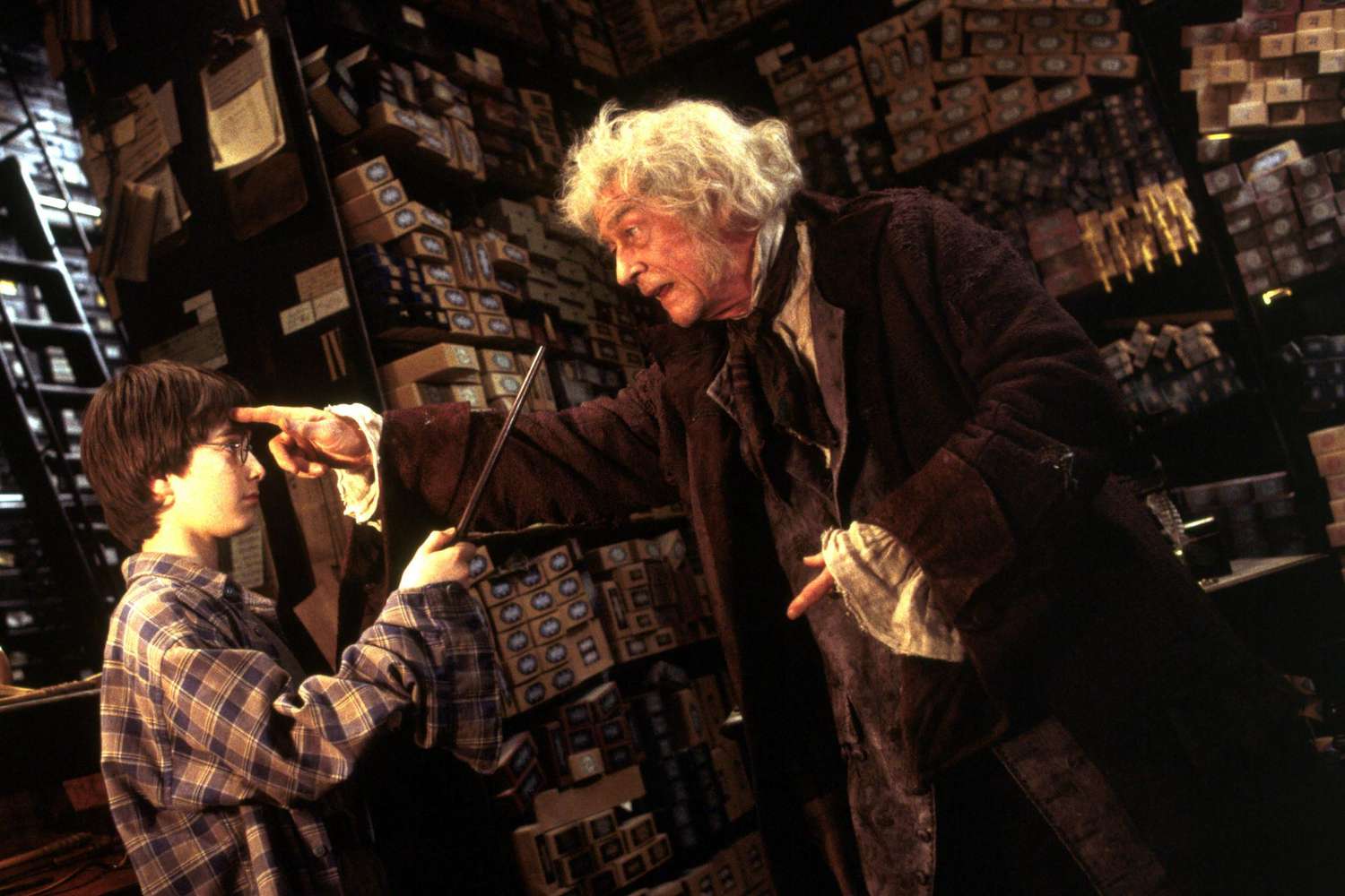 John Hurt Dead See His Scene In Harry Potter And The Sorcerer S