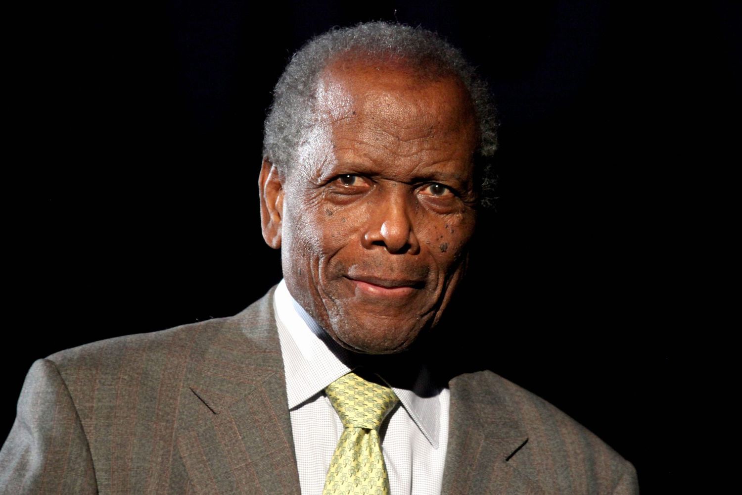 Sidney Poitier Presenting In the Heat of the Night at AFI's Night at the Movies in Hollywood on April 24, 2013