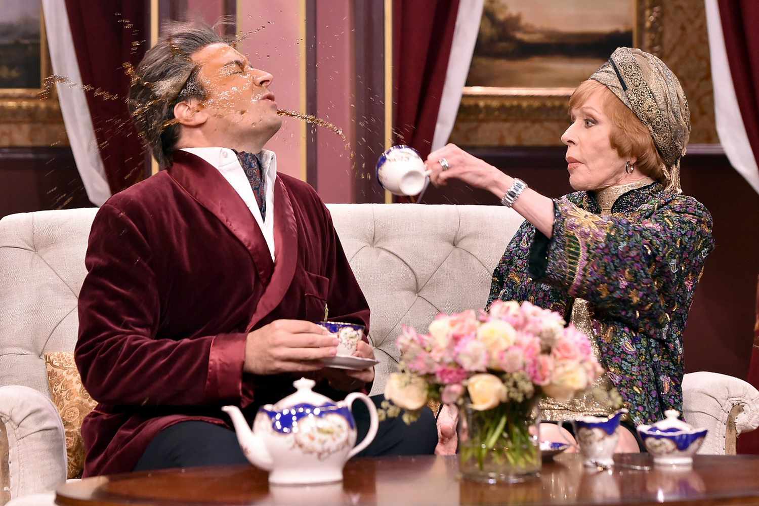 Carol Burnett With Jimmy Fallon on The Tonight Show Starring Jimmy Fallon&nbsp;in New York City&nbsp;on October 6, 2014