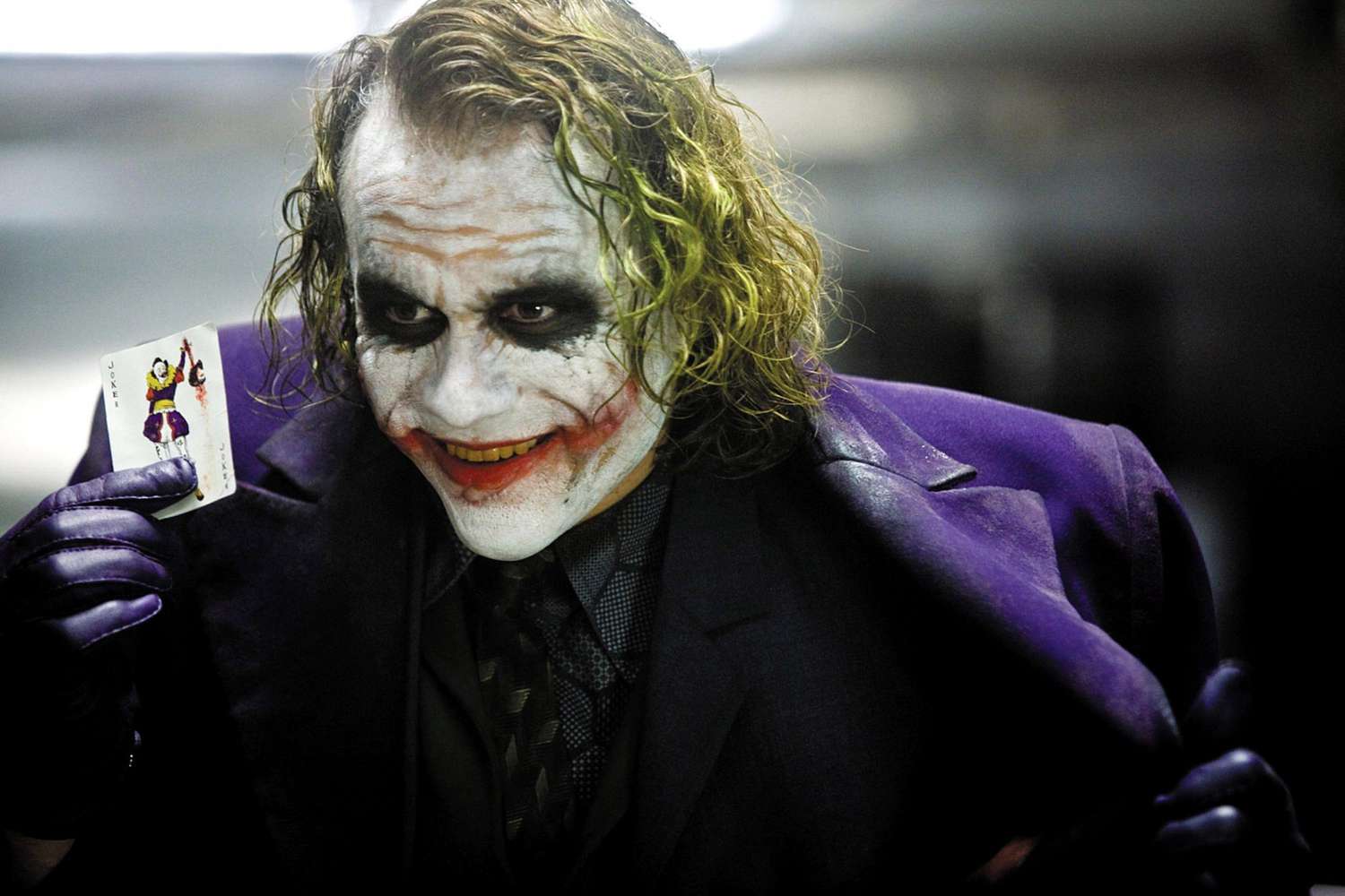 THE DARK KNIGHT, Heath Ledger as The Joker, 2008. &copy;Warner Bros./Courtesy Everett Collection