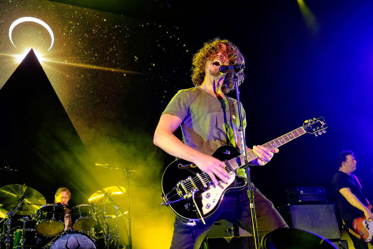 Soundgarden, Matt Cameron, Chris Cornell, Ben Shepherd