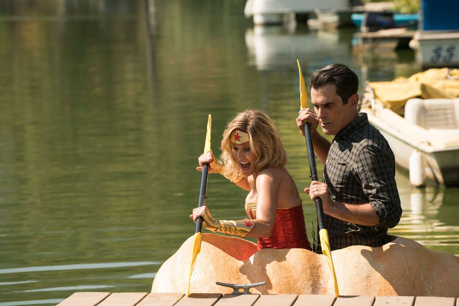 Claire as Wonder Woman &mdash; and Phil as her pumpkin-boating partner (season 9)