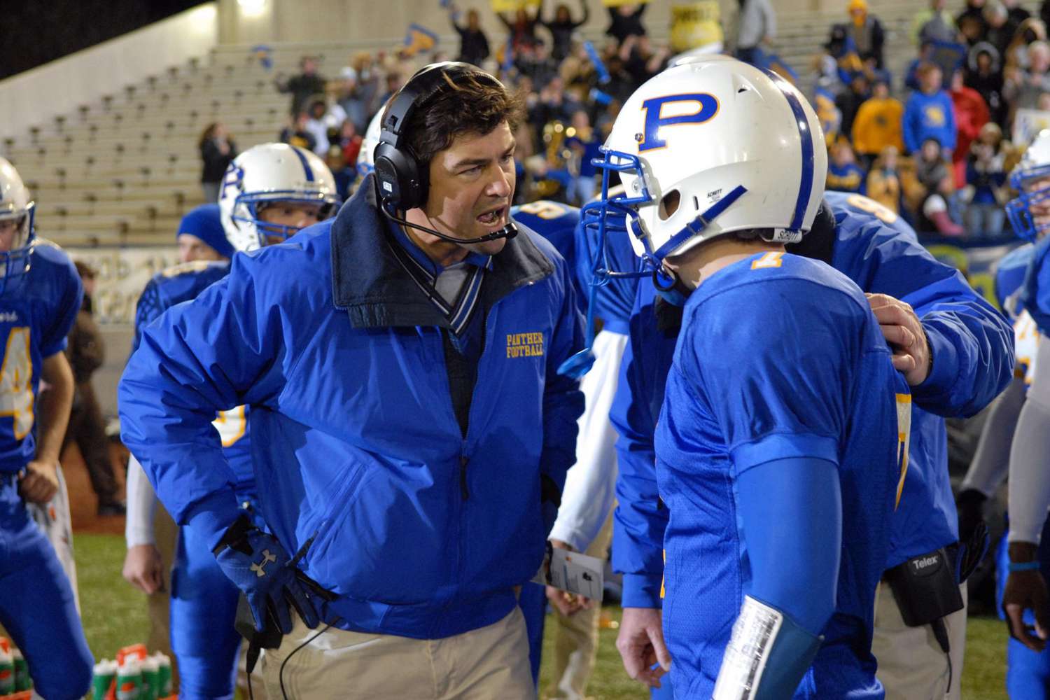 FRIDAY NIGHT LIGHTS, Kyle Chandler, Zach Gilford, 2006-2011,  ©NBC / Courtesy Everett Collections
