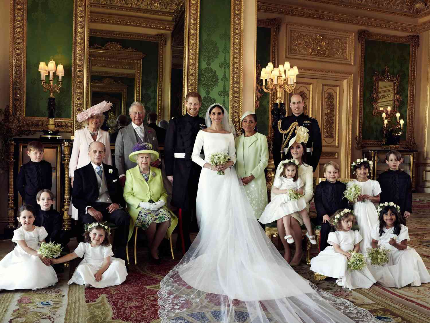 Картинки по запросу "official photos of royal wedding"