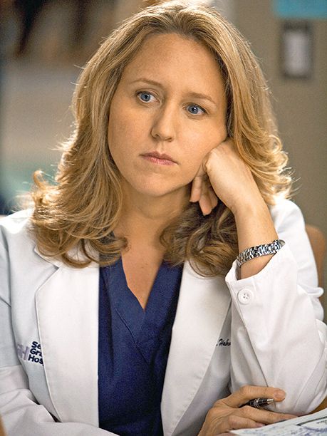 Dr. Erica Hahn (Brooke Smith)