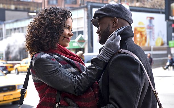 GALLERY: Holiday Rom-Coms: The Best Man Holiday (2013) Robin (SANAA LATHAN) and Harper (TAYE DIGGS)