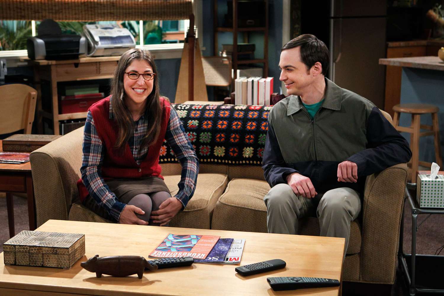 &ldquo;The Rhinitis Revelation&rdquo; -- Coverage of CBS' THE BIG BANG THEORY scheduled to air on the CBS Television Network. Photo: SONJA FLEMMING/CBS &copy;2011 CBS BROADCASTING INC. All Rights Reserved.
