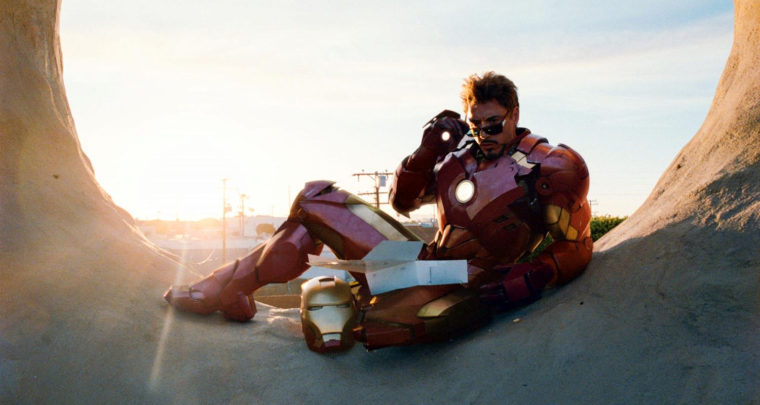 IRON MAN 2, Robert Downey Jr., 2010. ph: Industrial Light & Magic/©Paramount/Courtesy Everett Collec