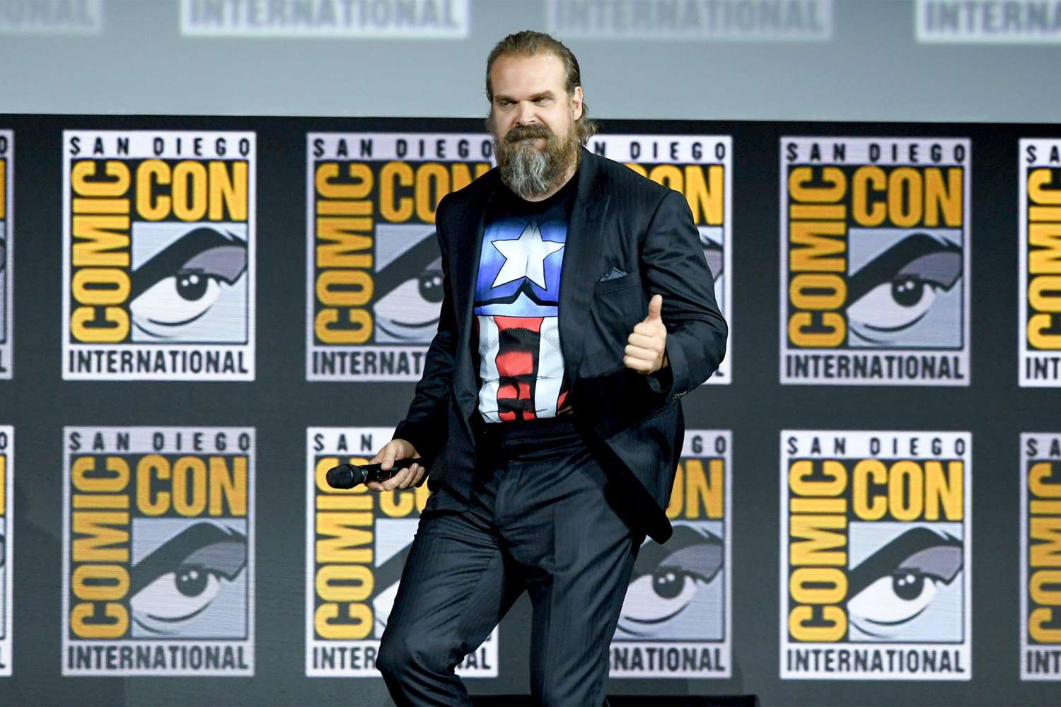 SAN DIEGO, CALIFORNIA - JULY 20: David Harbour speaks at the Marvel Studios Panel during 2019 Comic-Con International at San Diego Convention Center on July 20, 2019 in San Diego, California. (Photo by Kevin Winter/Getty Images)