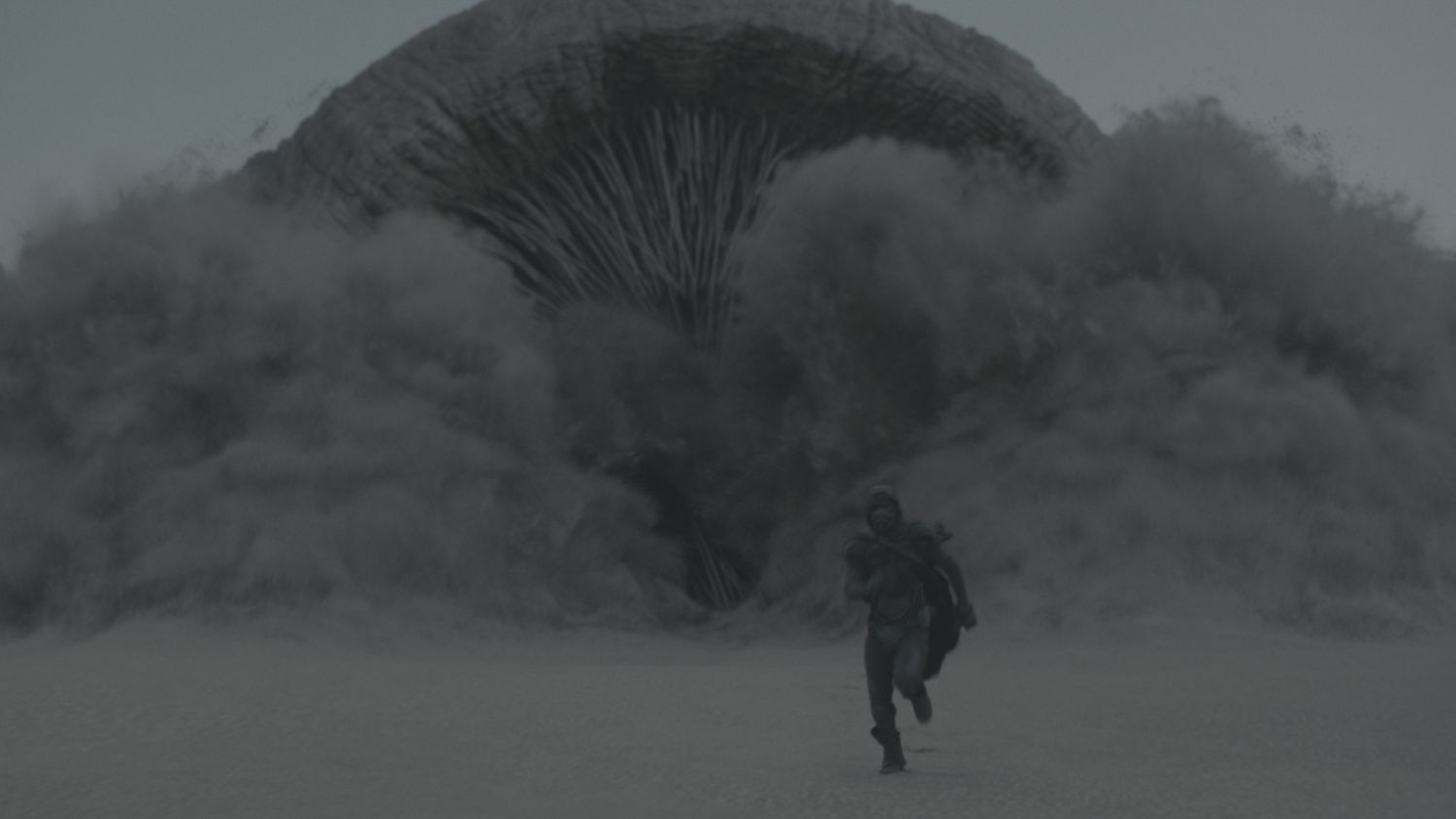 Director Denis Villeneuve breaks down Dune's first trailer | EW.com